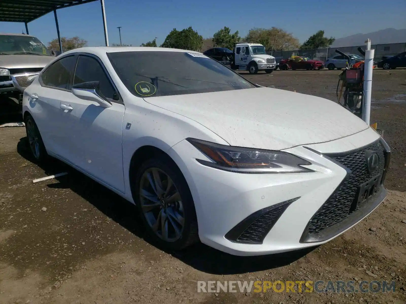 1 Photograph of a damaged car 58ABZ1B12KU003301 LEXUS ES350 2019