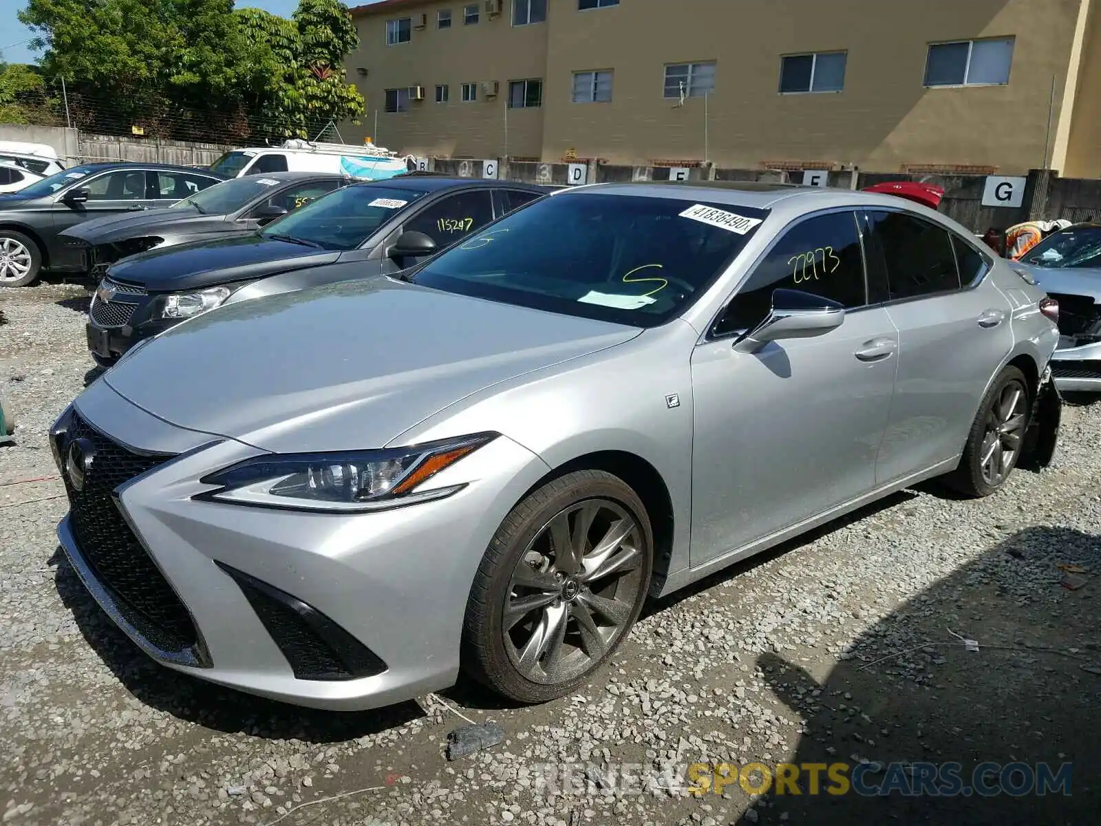 2 Photograph of a damaged car 58ABZ1B12KU004285 LEXUS ES350 2019