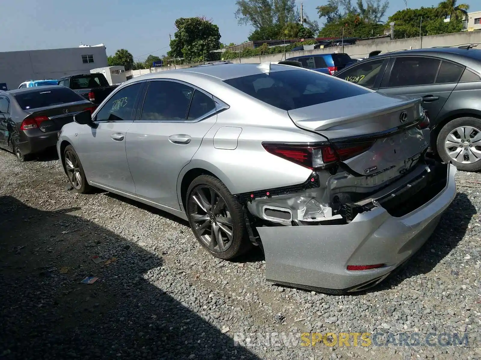 3 Photograph of a damaged car 58ABZ1B12KU004285 LEXUS ES350 2019