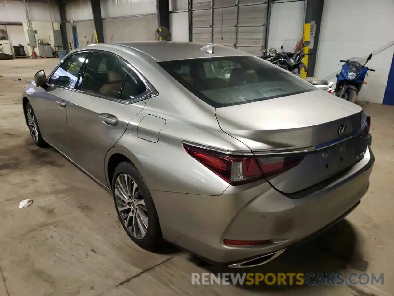 3 Photograph of a damaged car 58ABZ1B12KU004478 LEXUS ES350 2019