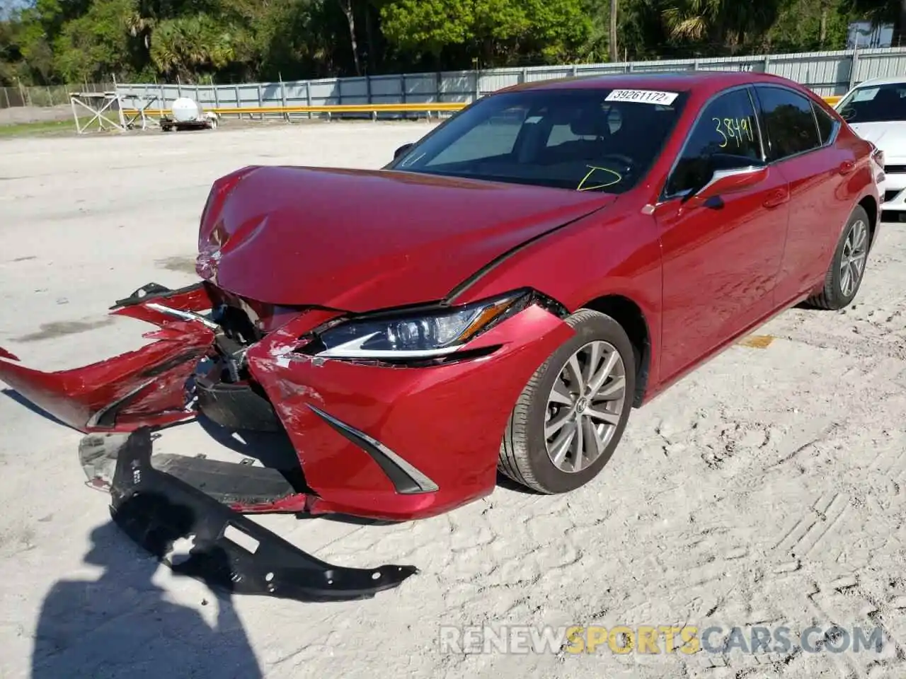 2 Photograph of a damaged car 58ABZ1B12KU009177 LEXUS ES350 2019