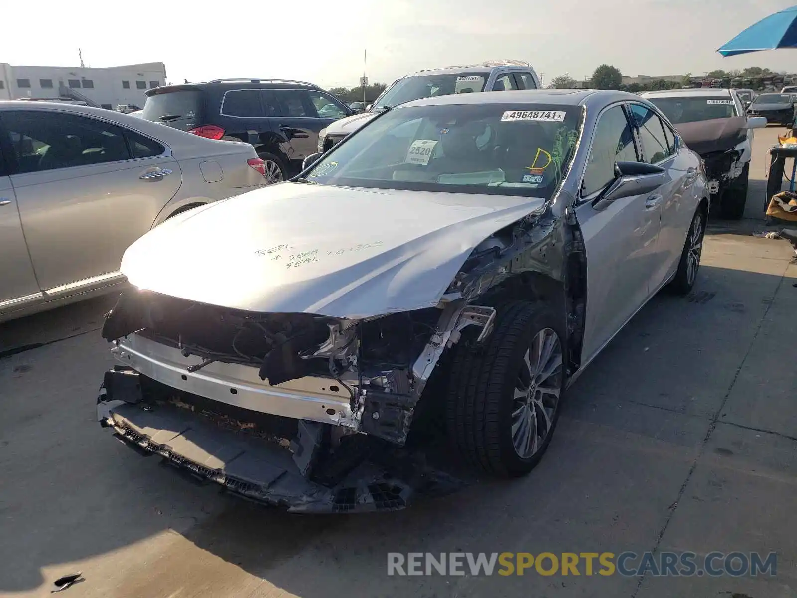 2 Photograph of a damaged car 58ABZ1B12KU010250 LEXUS ES350 2019