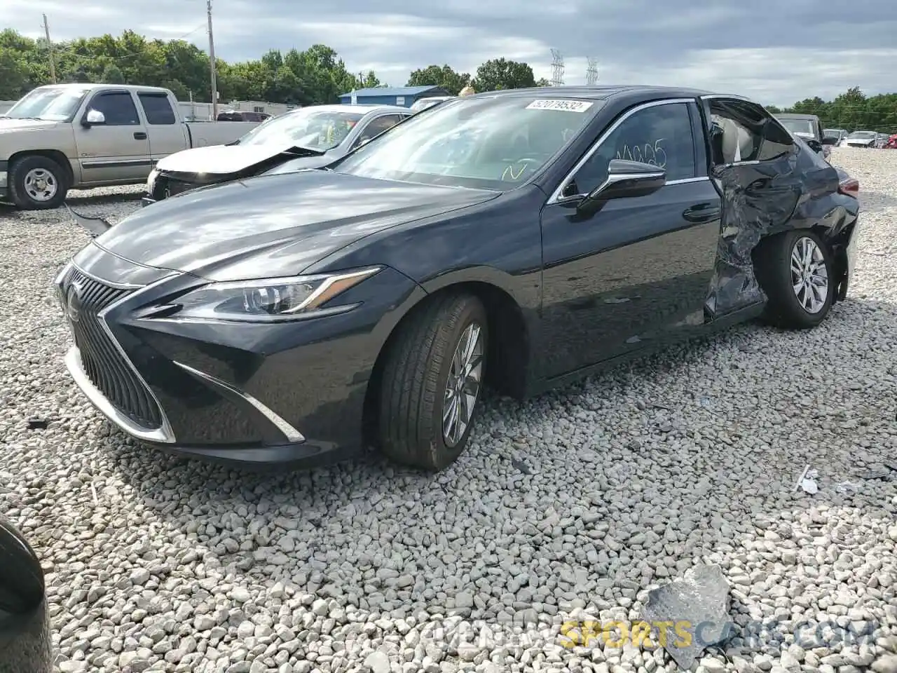 2 Photograph of a damaged car 58ABZ1B12KU012225 LEXUS ES350 2019