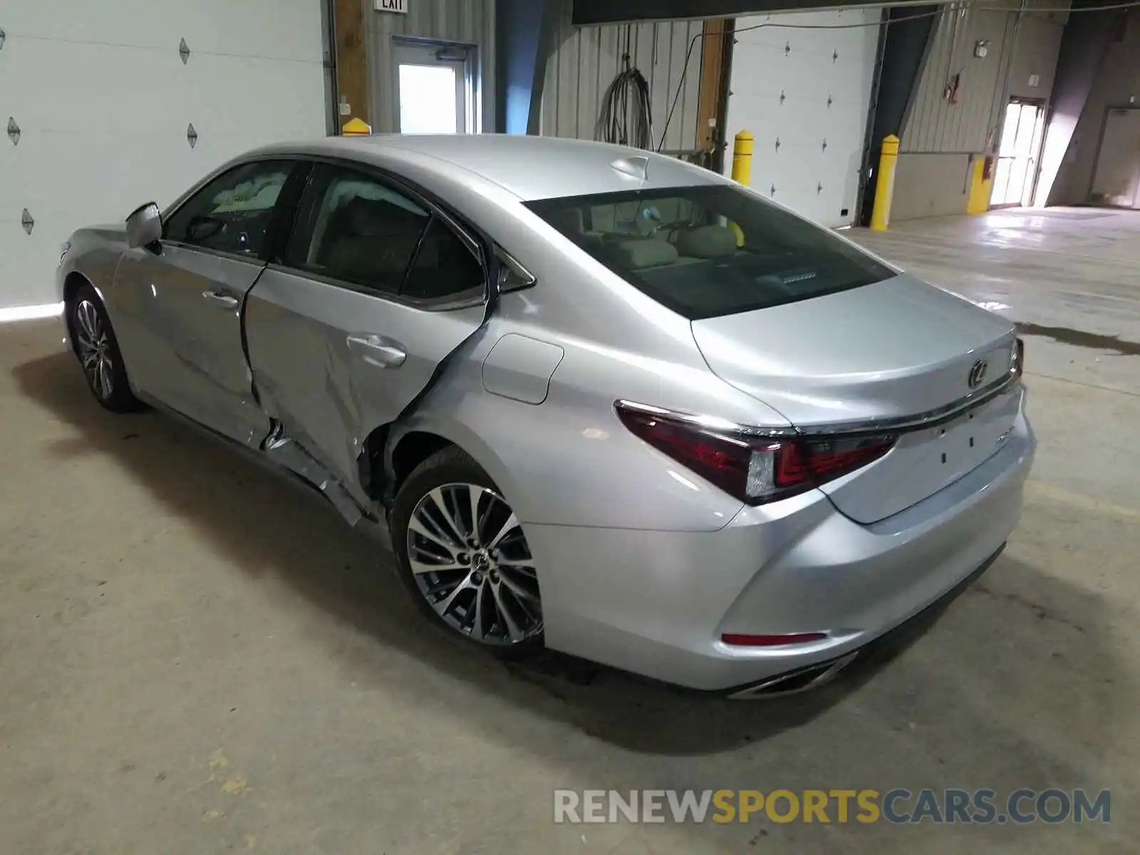 3 Photograph of a damaged car 58ABZ1B12KU012886 LEXUS ES350 2019