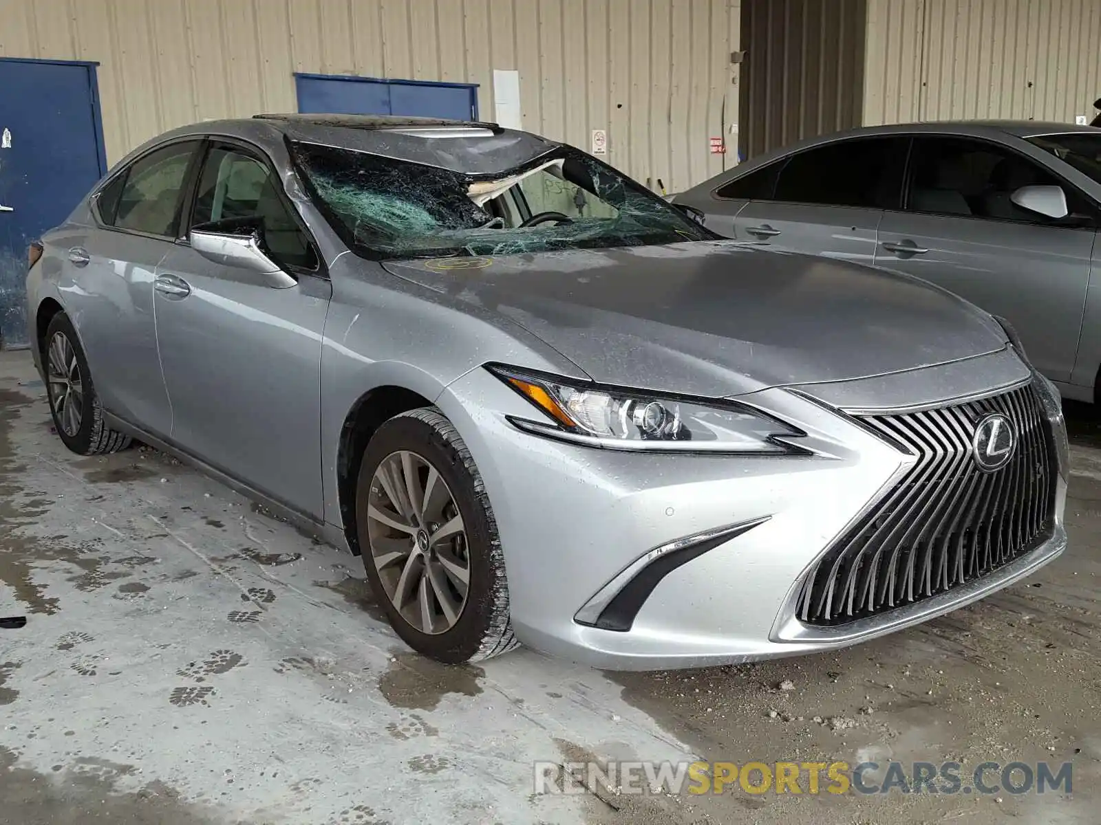 1 Photograph of a damaged car 58ABZ1B12KU022351 LEXUS ES350 2019