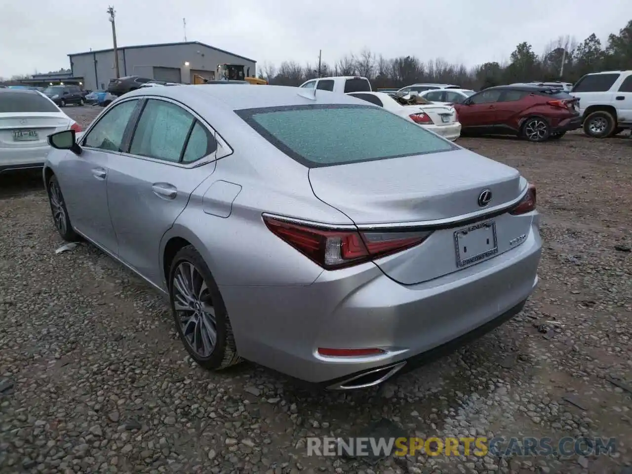 3 Photograph of a damaged car 58ABZ1B12KU025850 LEXUS ES350 2019