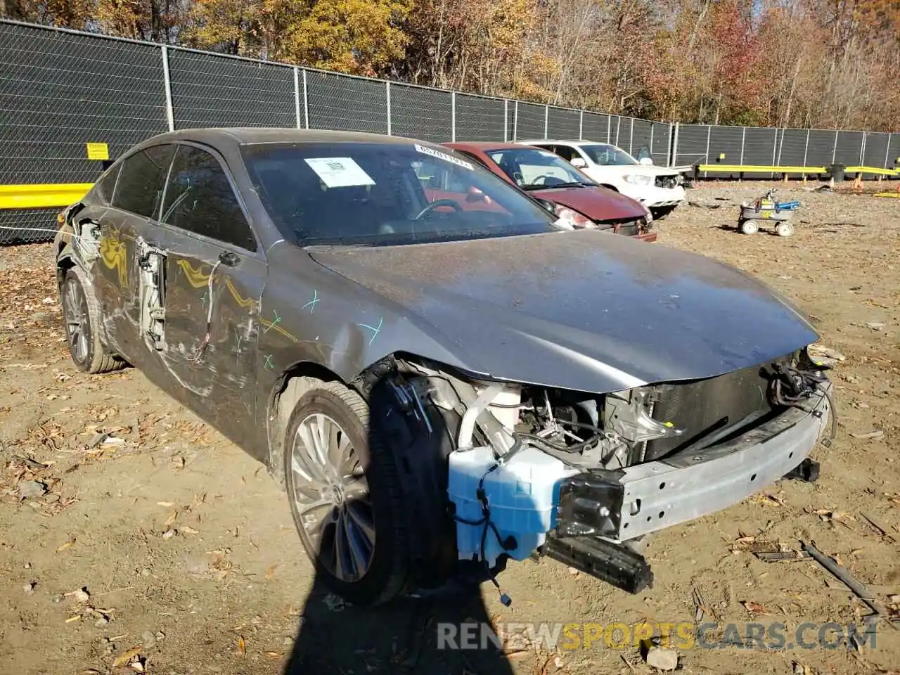 1 Photograph of a damaged car 58ABZ1B12KU027971 LEXUS ES350 2019