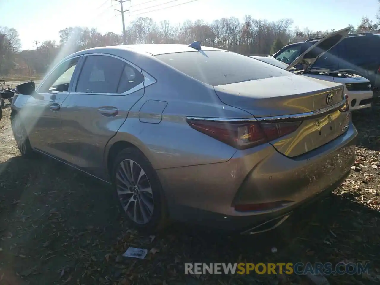 3 Photograph of a damaged car 58ABZ1B12KU027971 LEXUS ES350 2019