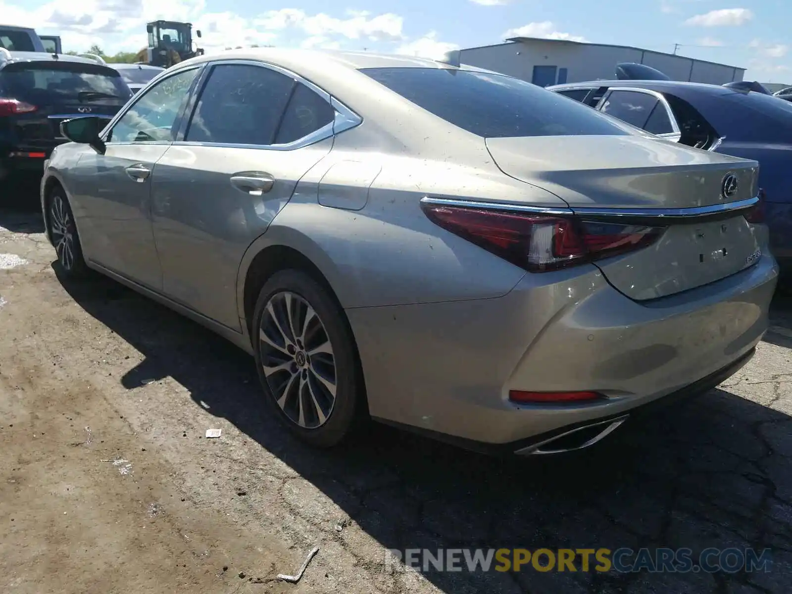 3 Photograph of a damaged car 58ABZ1B12KU031664 LEXUS ES350 2019