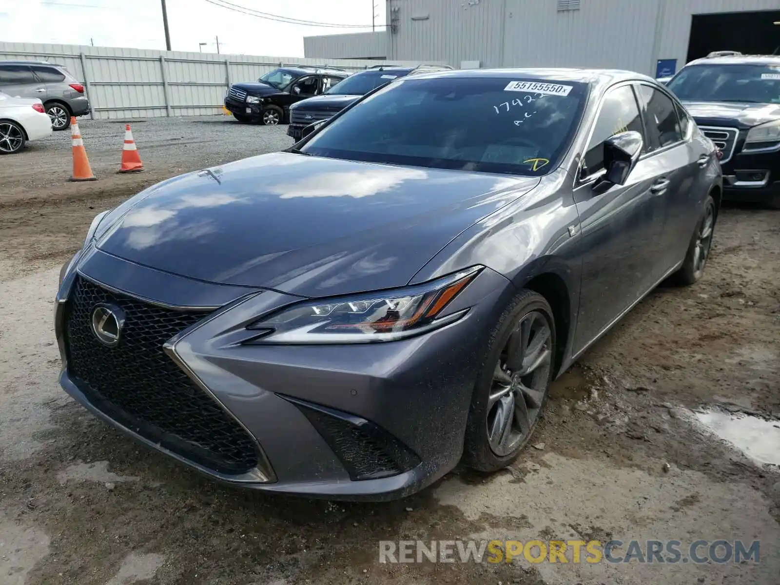 2 Photograph of a damaged car 58ABZ1B12KU031714 LEXUS ES350 2019