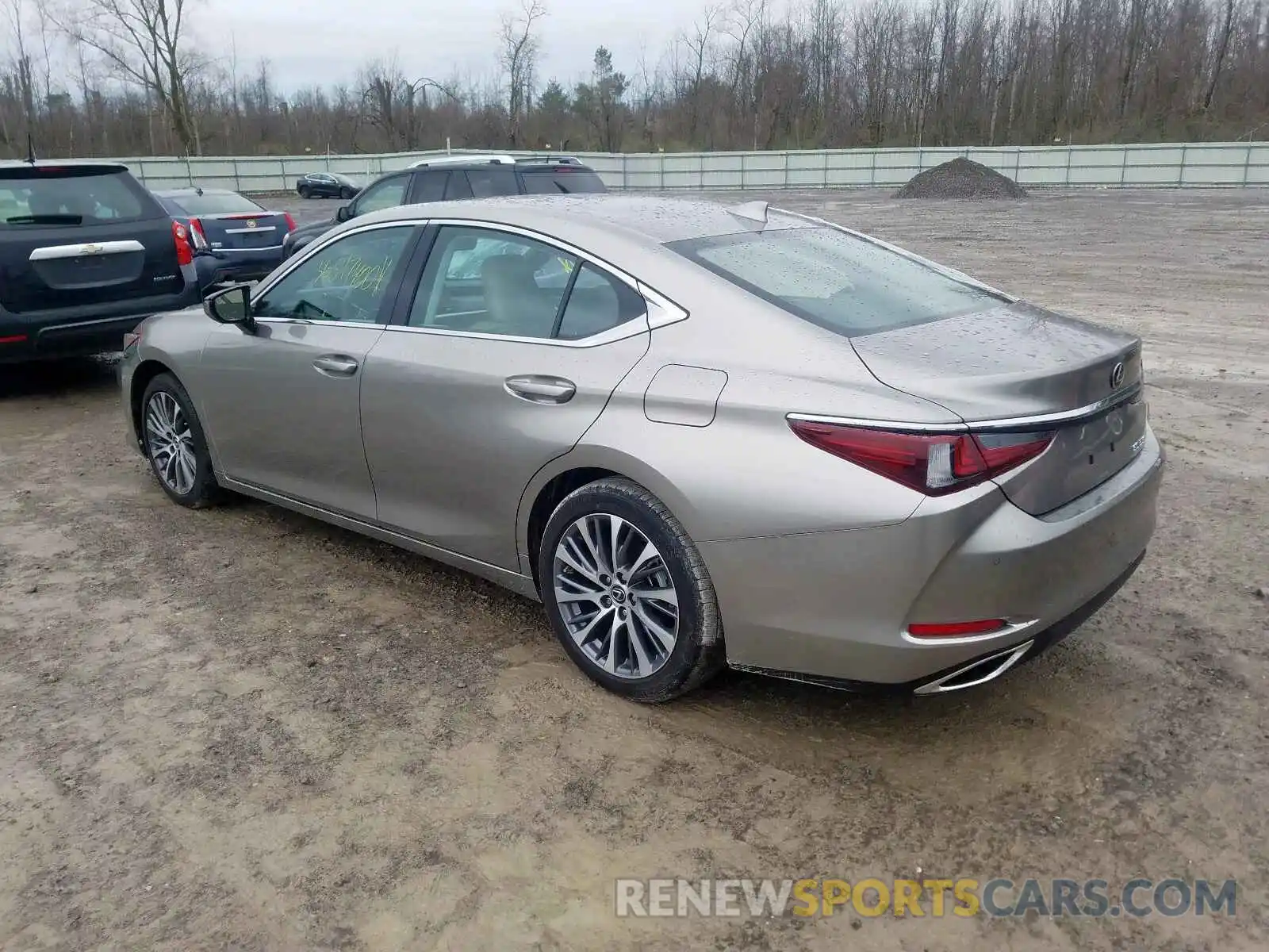 3 Photograph of a damaged car 58ABZ1B12KU040896 LEXUS ES350 2019