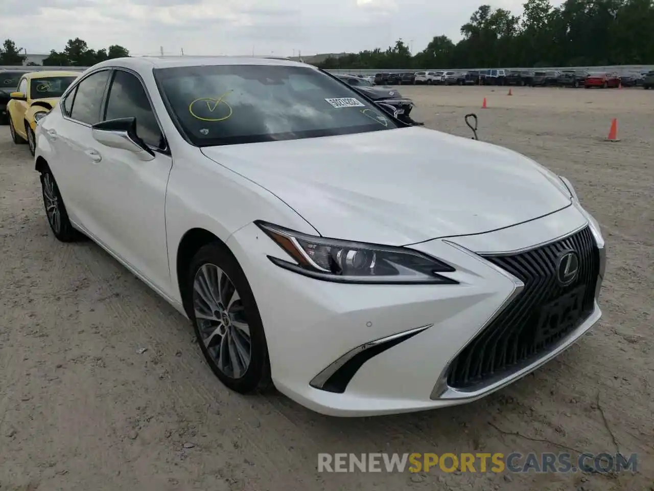 1 Photograph of a damaged car 58ABZ1B12KU043099 LEXUS ES350 2019