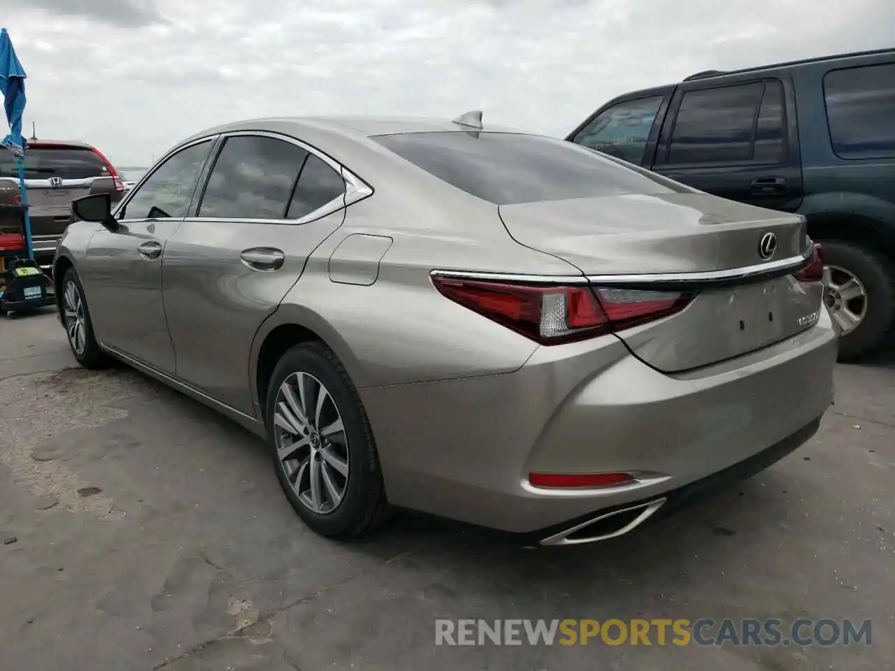 3 Photograph of a damaged car 58ABZ1B12KU043393 LEXUS ES350 2019