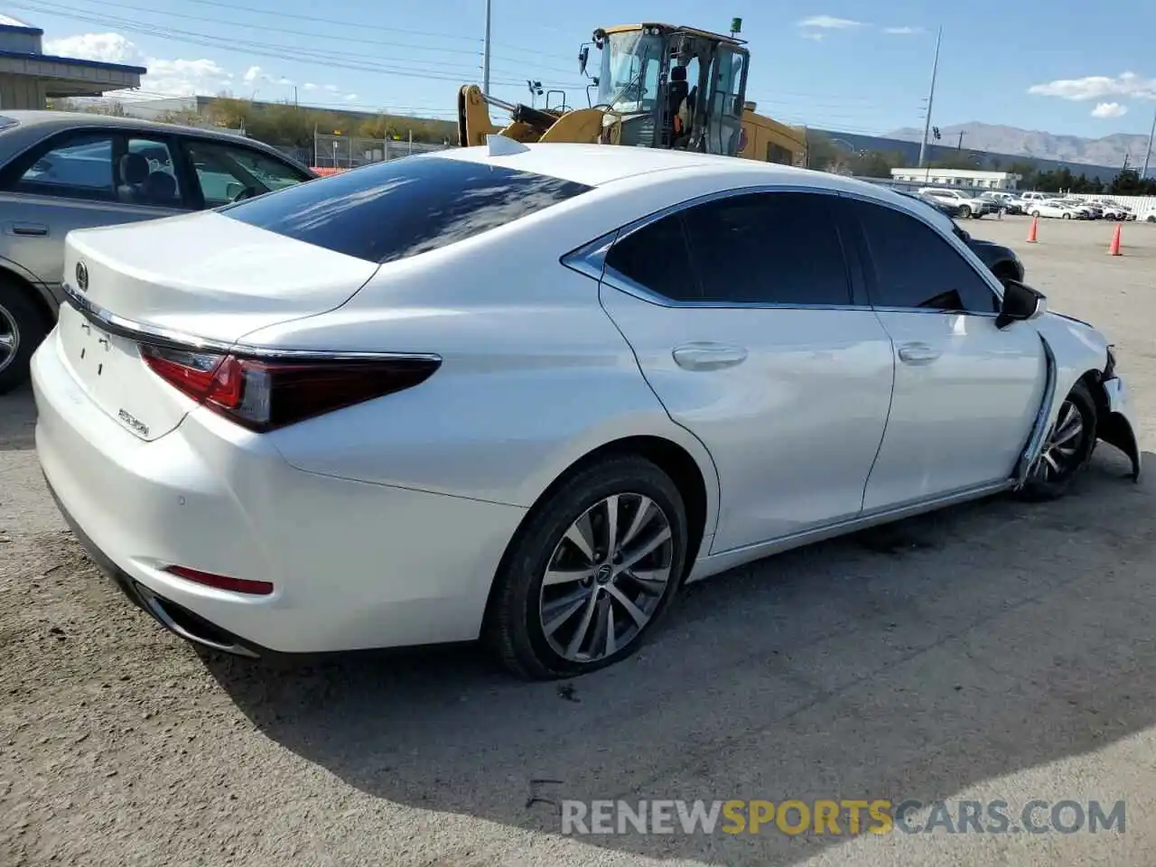 3 Photograph of a damaged car 58ABZ1B12KU043586 LEXUS ES350 2019