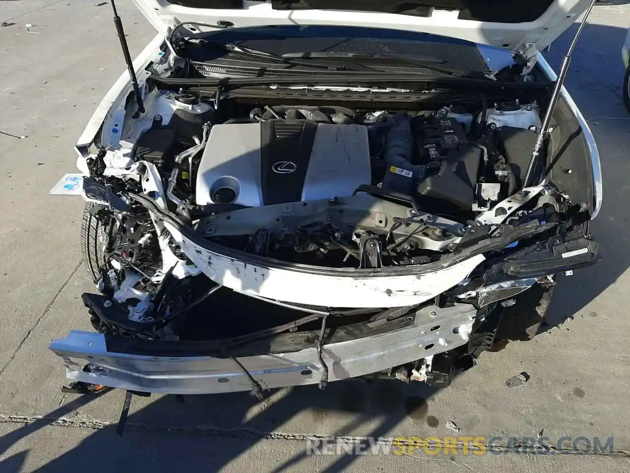 7 Photograph of a damaged car 58ABZ1B12KU046732 LEXUS ES350 2019