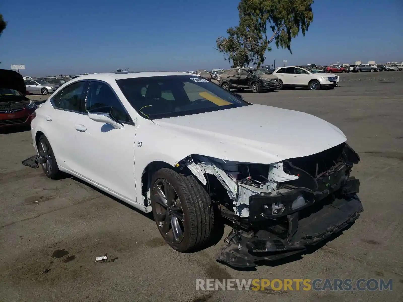 1 Photograph of a damaged car 58ABZ1B12KU049078 LEXUS ES350 2019