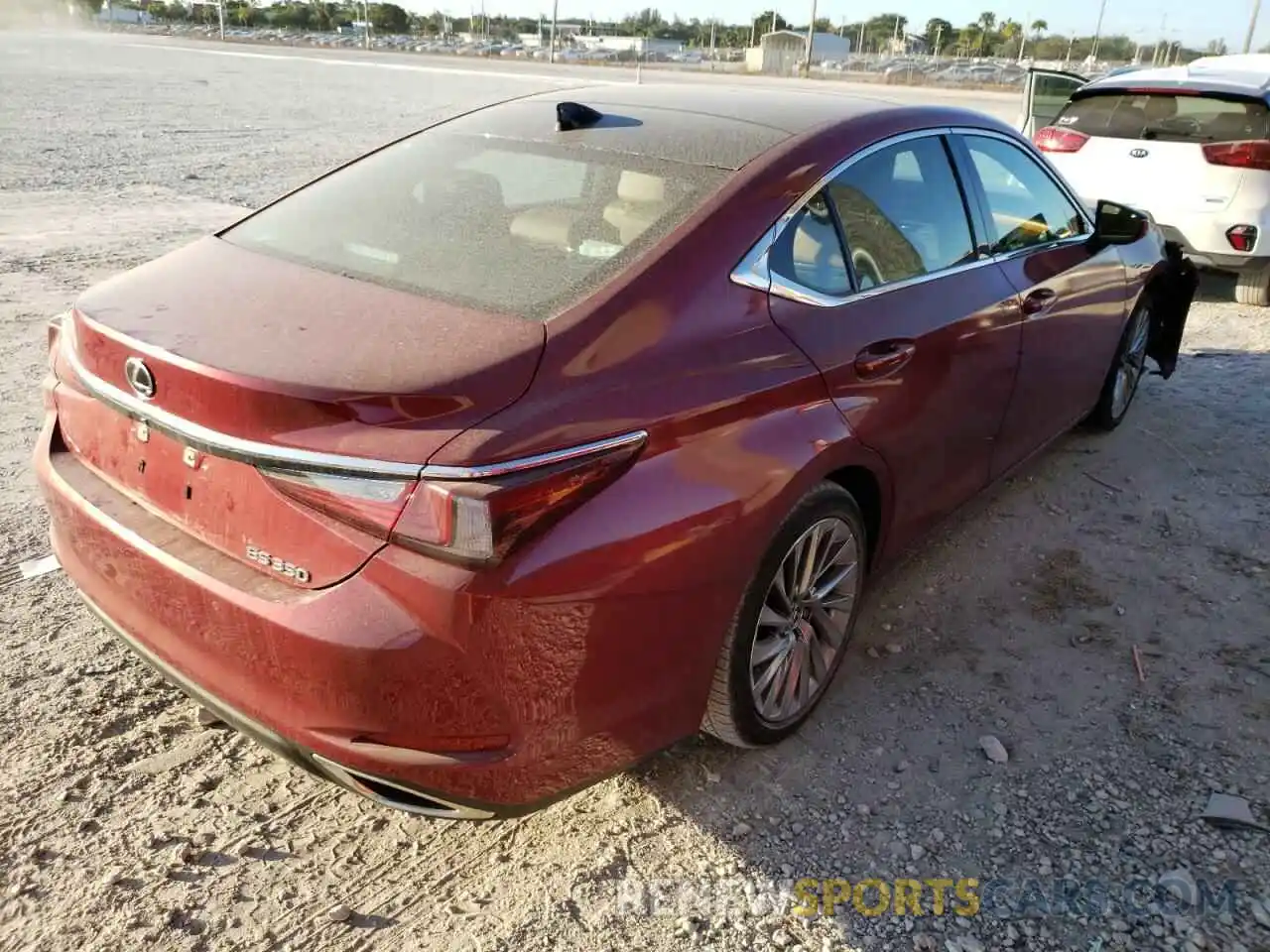 4 Photograph of a damaged car 58ABZ1B13KU002870 LEXUS ES350 2019