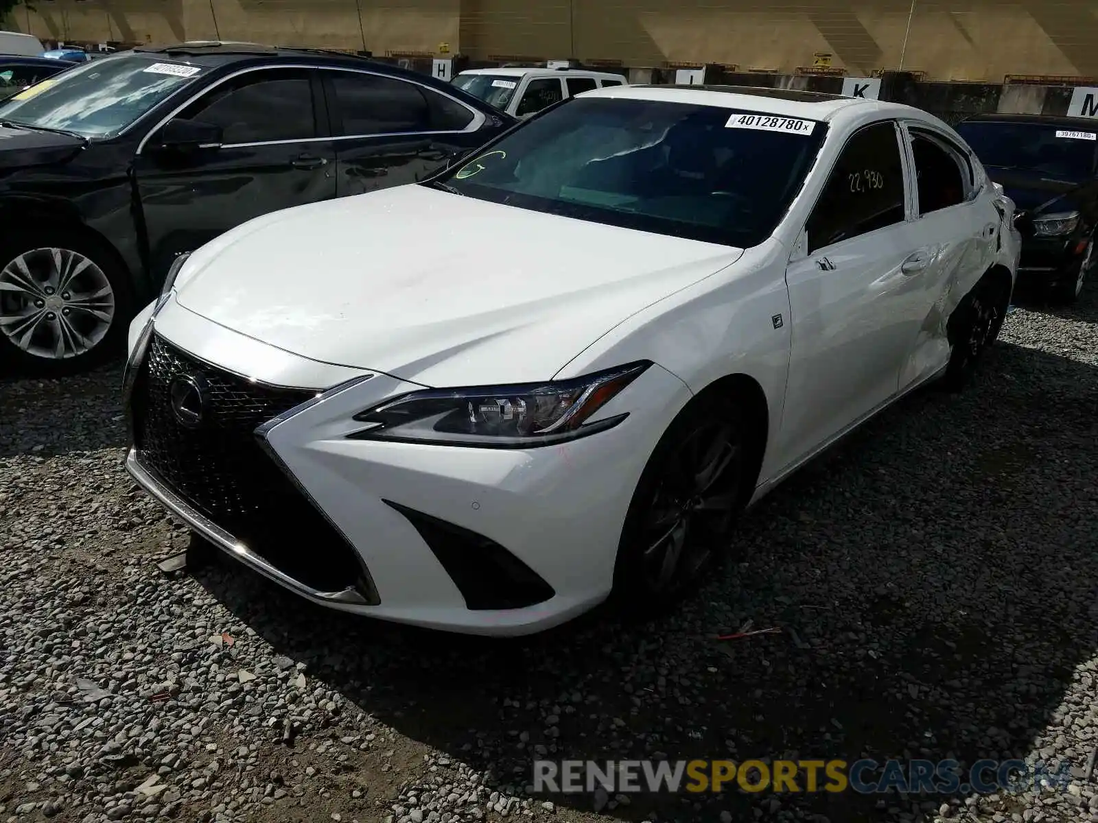 2 Photograph of a damaged car 58ABZ1B13KU008605 LEXUS ES350 2019