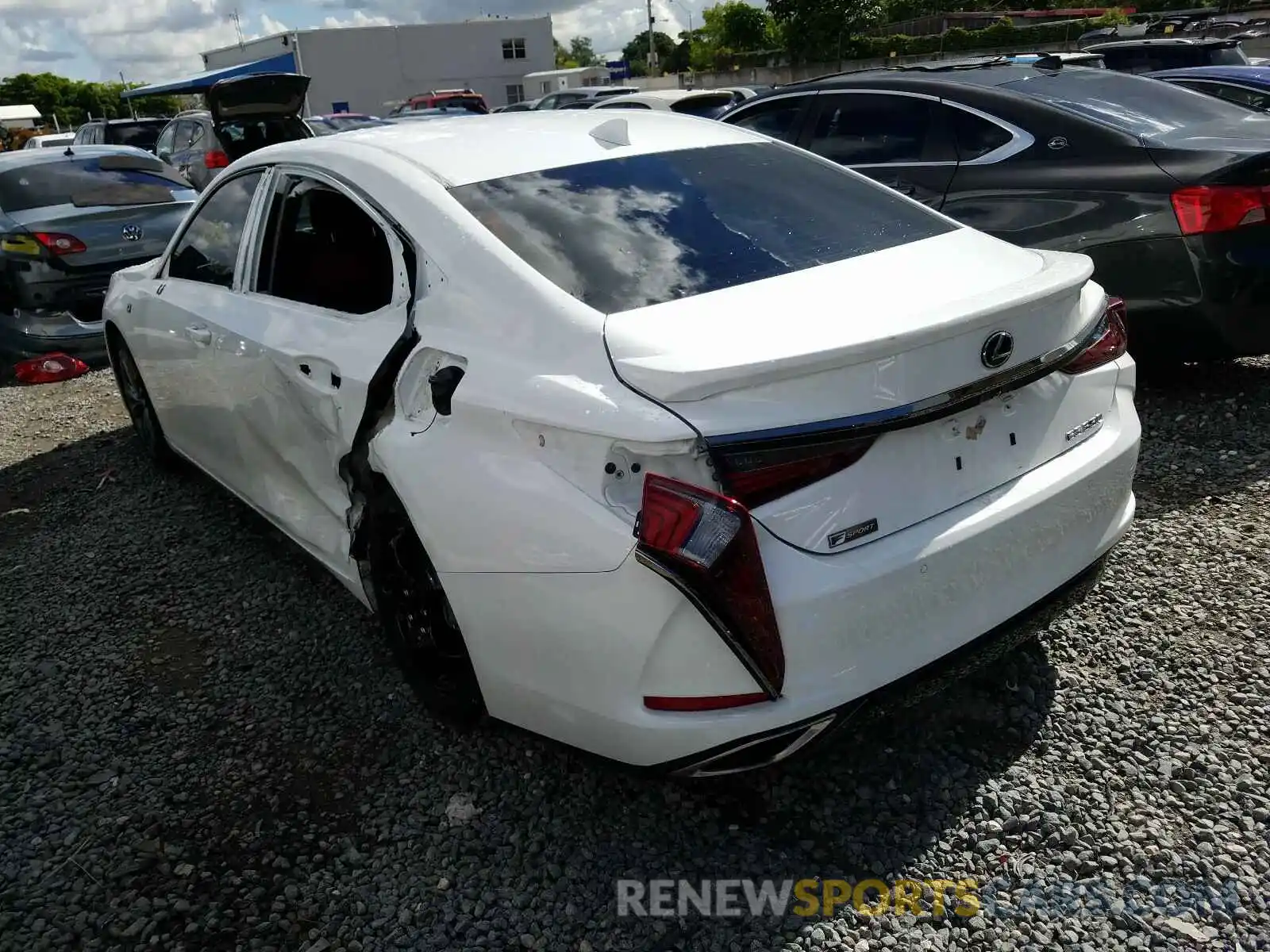 3 Photograph of a damaged car 58ABZ1B13KU008605 LEXUS ES350 2019