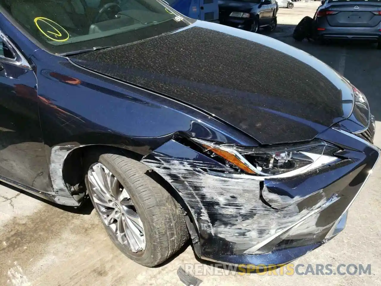 9 Photograph of a damaged car 58ABZ1B13KU012556 LEXUS ES350 2019