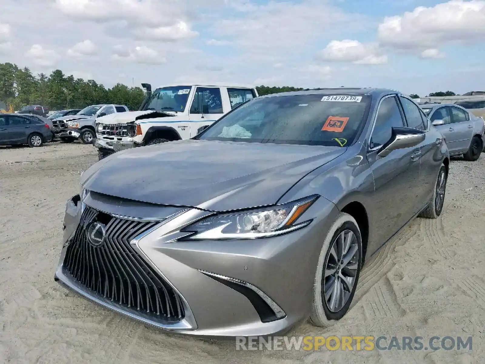 2 Photograph of a damaged car 58ABZ1B13KU014081 LEXUS ES350 2019