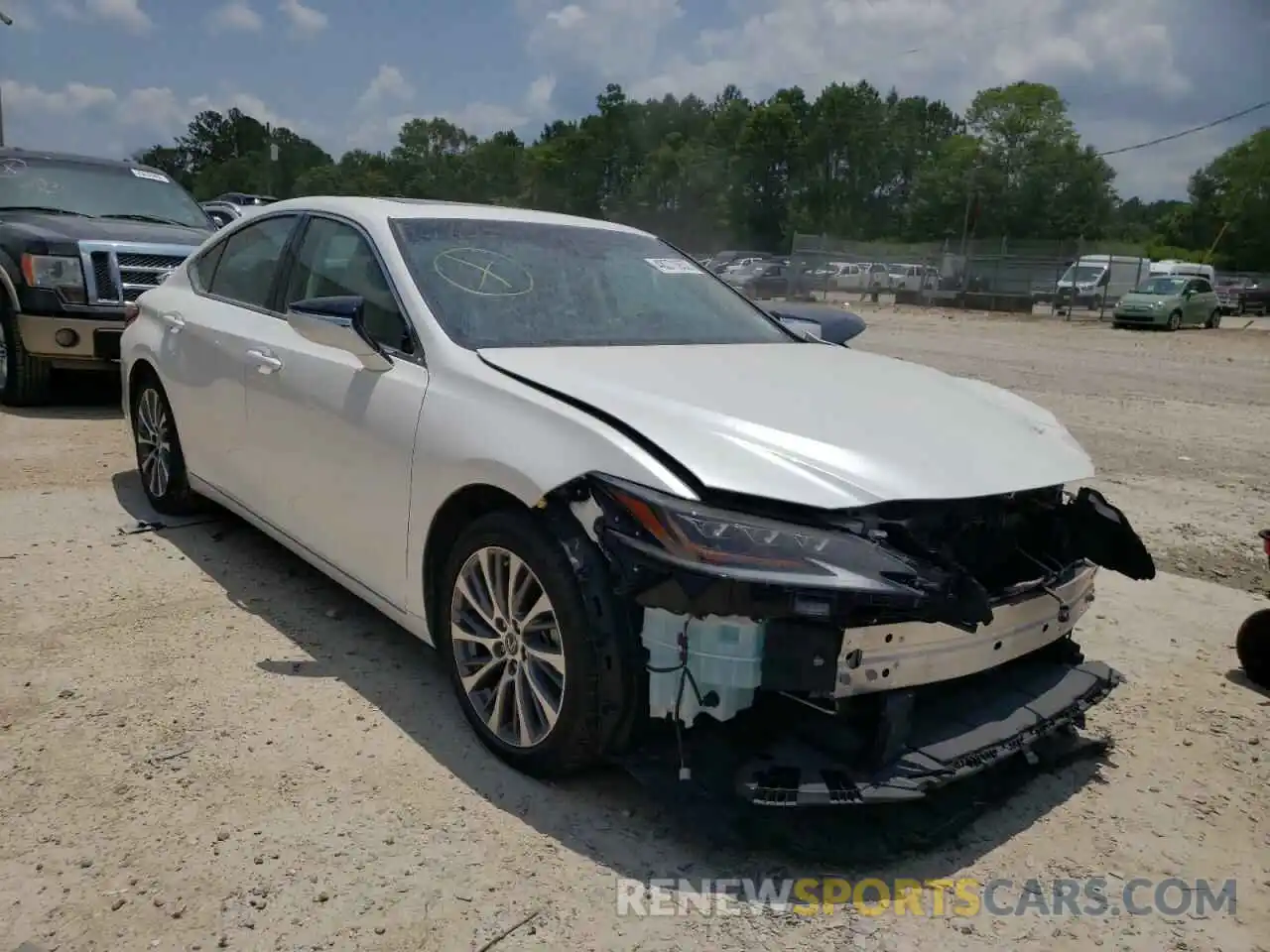 1 Photograph of a damaged car 58ABZ1B13KU014890 LEXUS ES350 2019