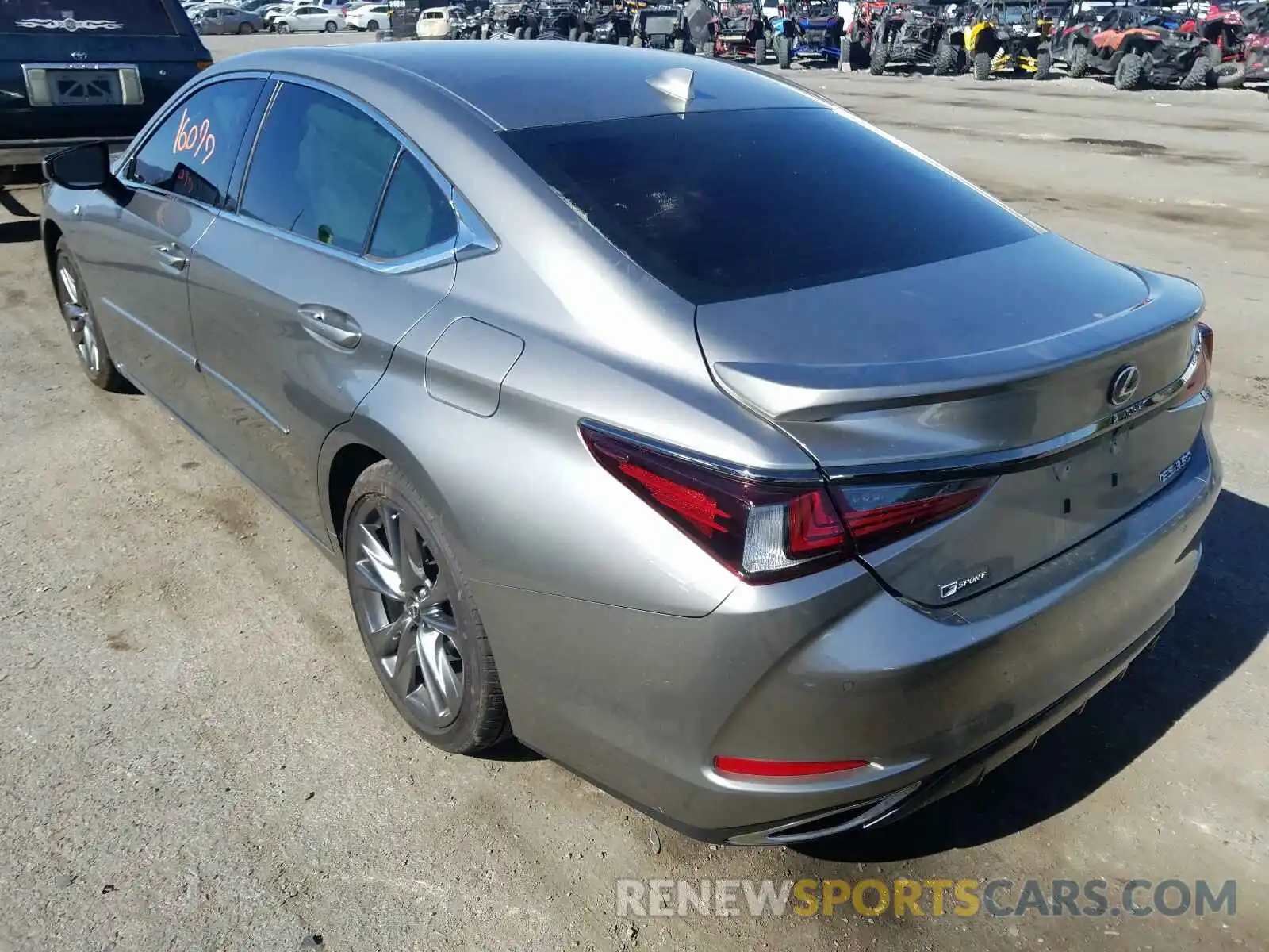 3 Photograph of a damaged car 58ABZ1B13KU023315 LEXUS ES350 2019