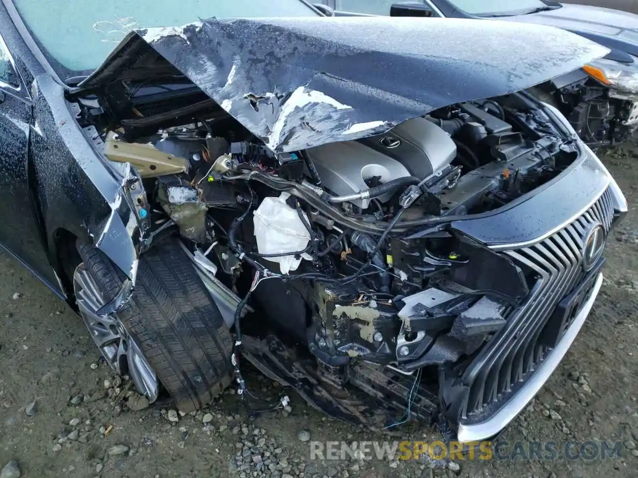 9 Photograph of a damaged car 58ABZ1B13KU023735 LEXUS ES350 2019