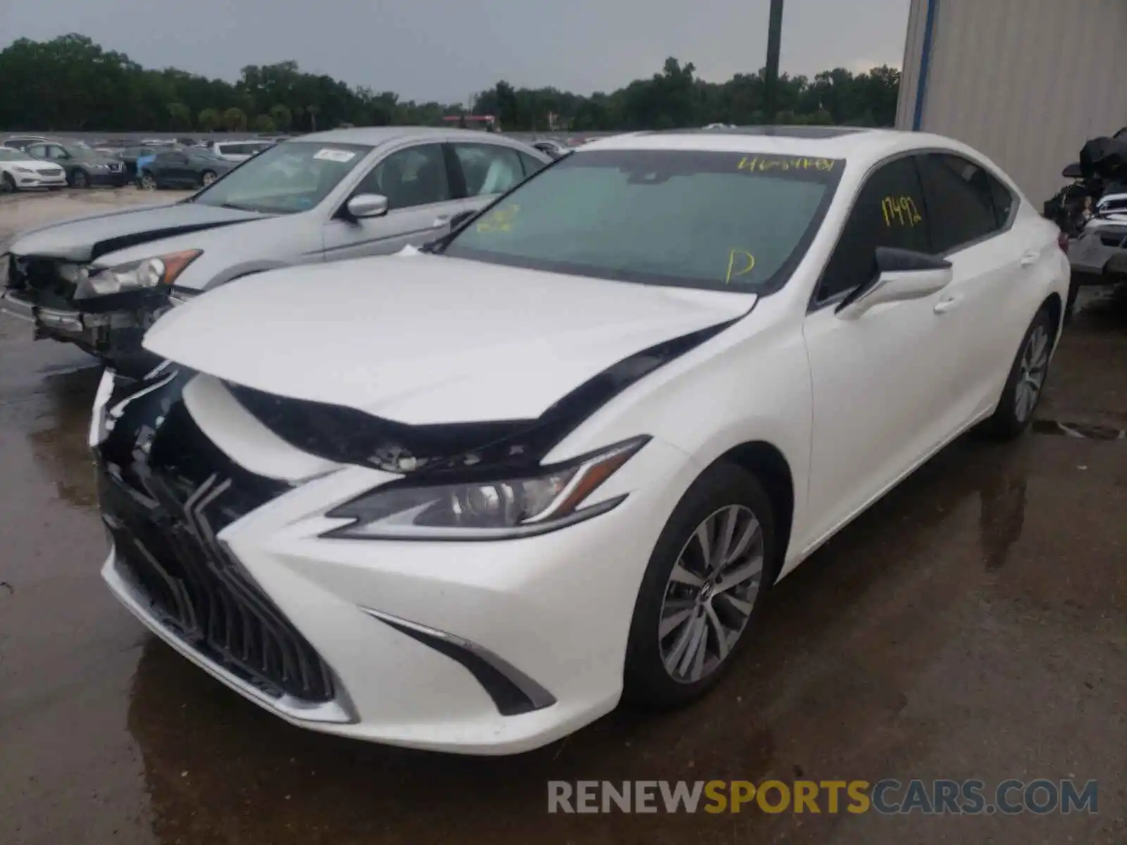 2 Photograph of a damaged car 58ABZ1B13KU024416 LEXUS ES350 2019