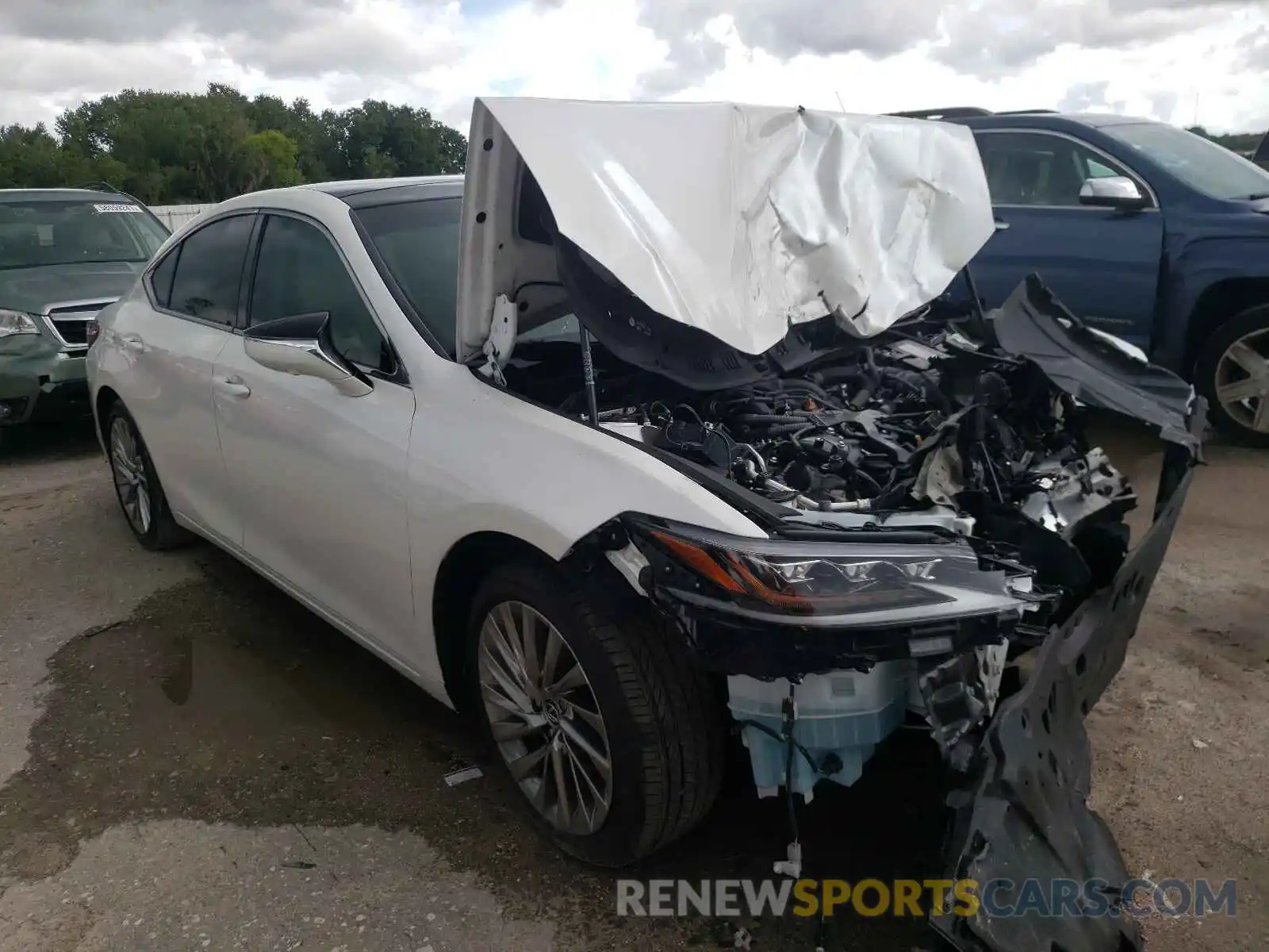 1 Photograph of a damaged car 58ABZ1B13KU025159 LEXUS ES350 2019