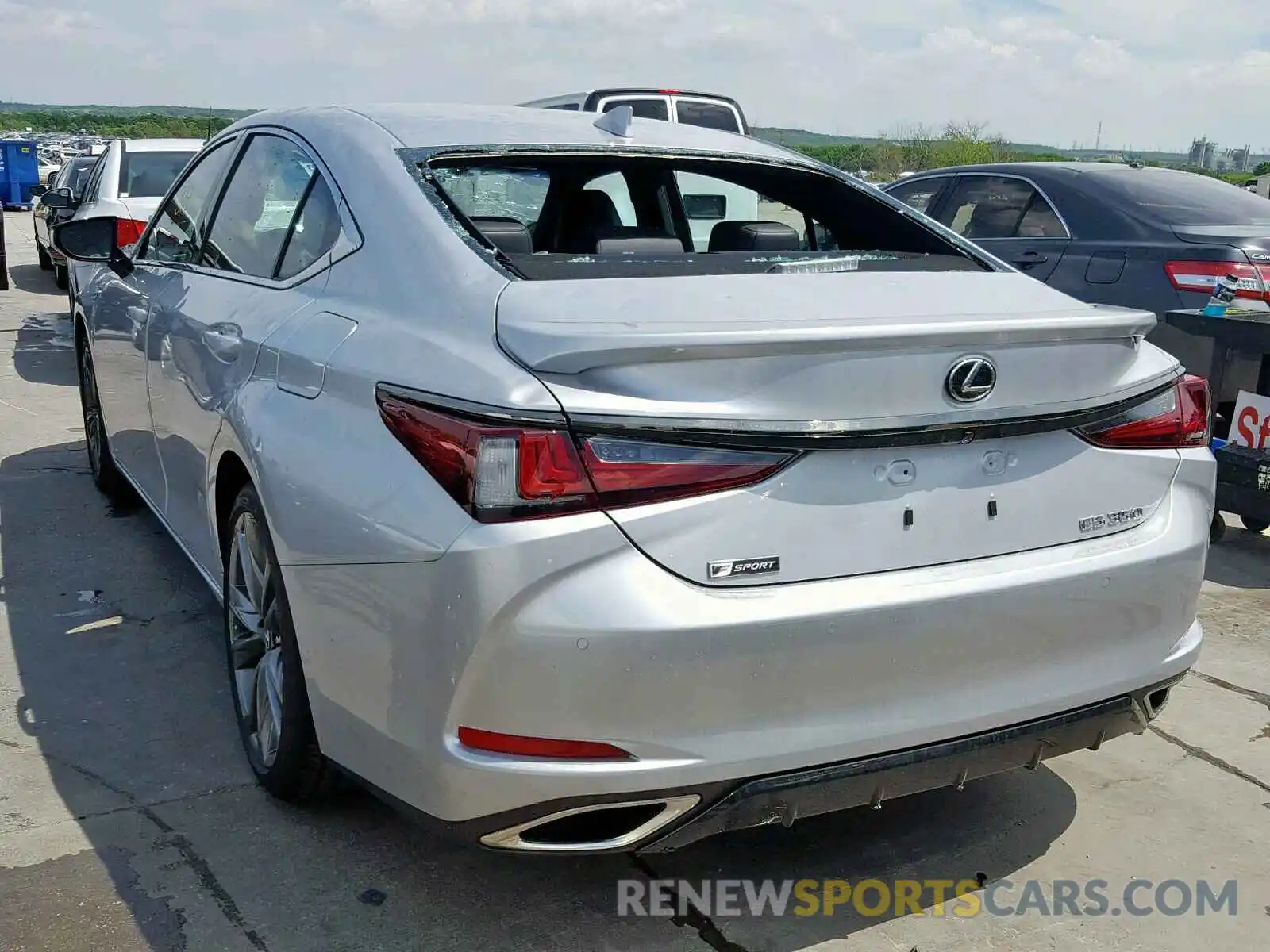 3 Photograph of a damaged car 58ABZ1B13KU025923 LEXUS ES350 2019