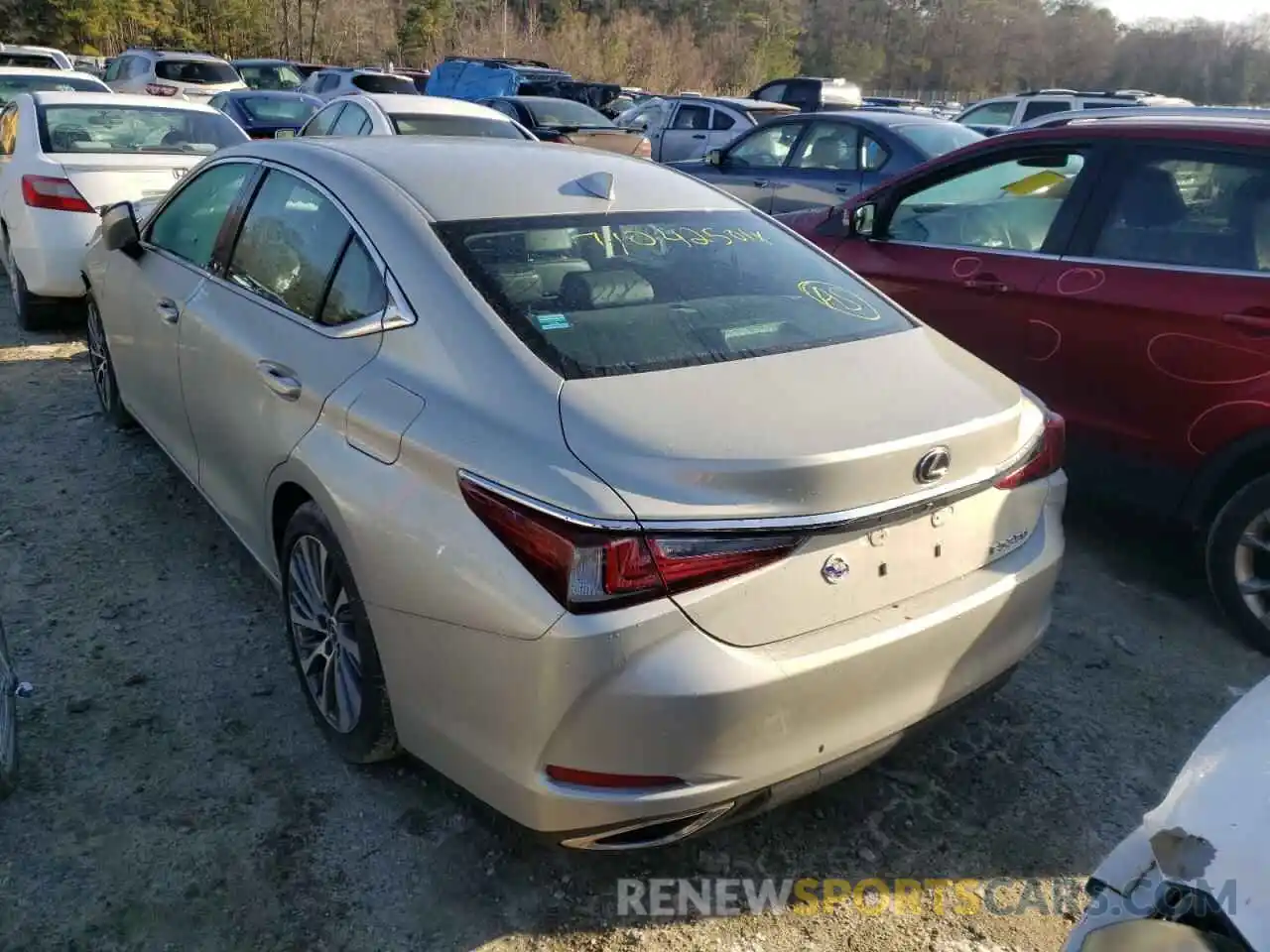 3 Photograph of a damaged car 58ABZ1B13KU030300 LEXUS ES350 2019