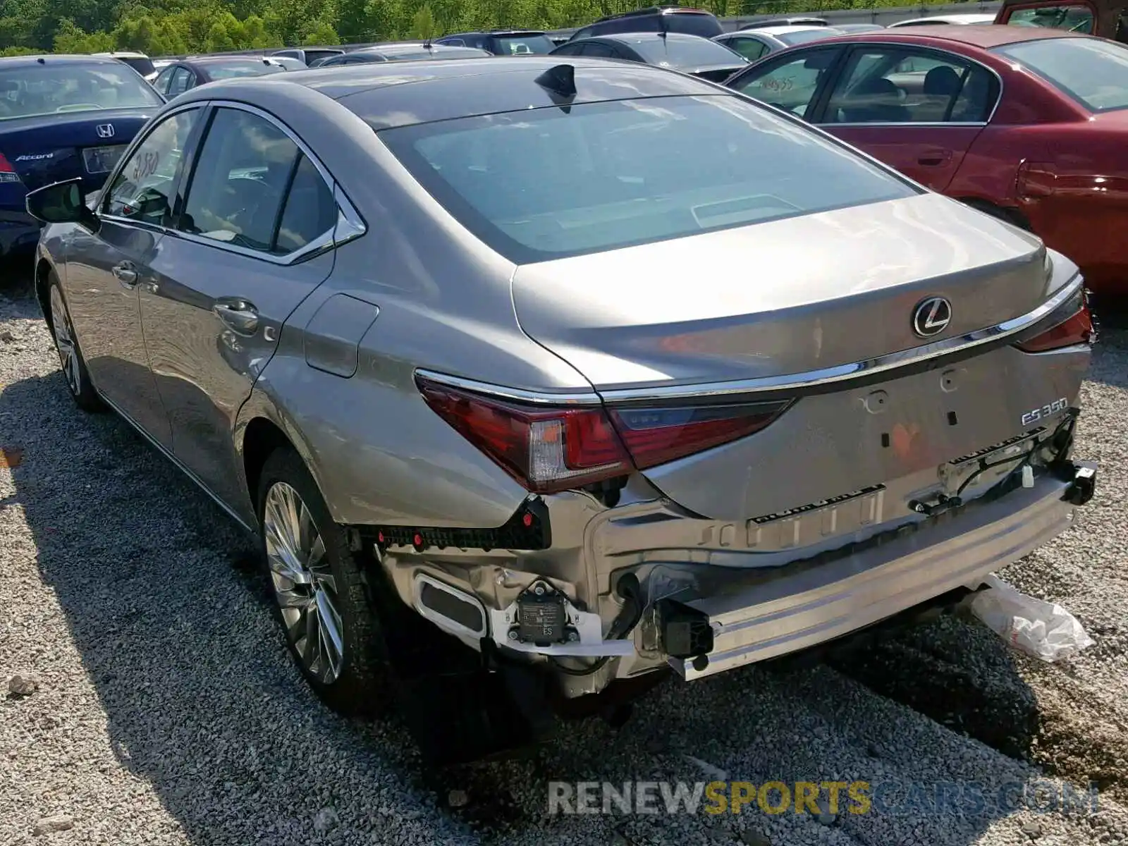 3 Photograph of a damaged car 58ABZ1B13KU033326 LEXUS ES350 2019