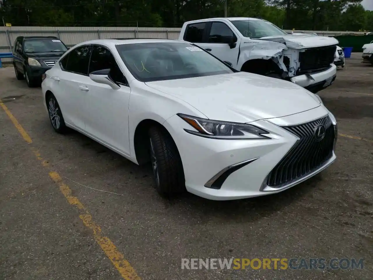 1 Photograph of a damaged car 58ABZ1B13KU033925 LEXUS ES350 2019