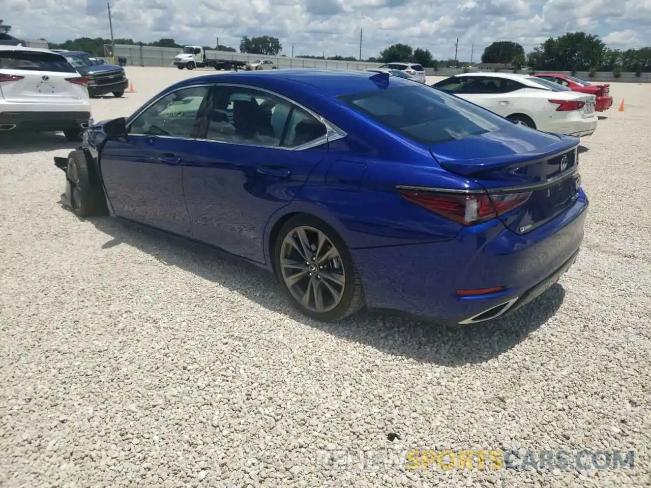 3 Photograph of a damaged car 58ABZ1B13KU035108 LEXUS ES350 2019