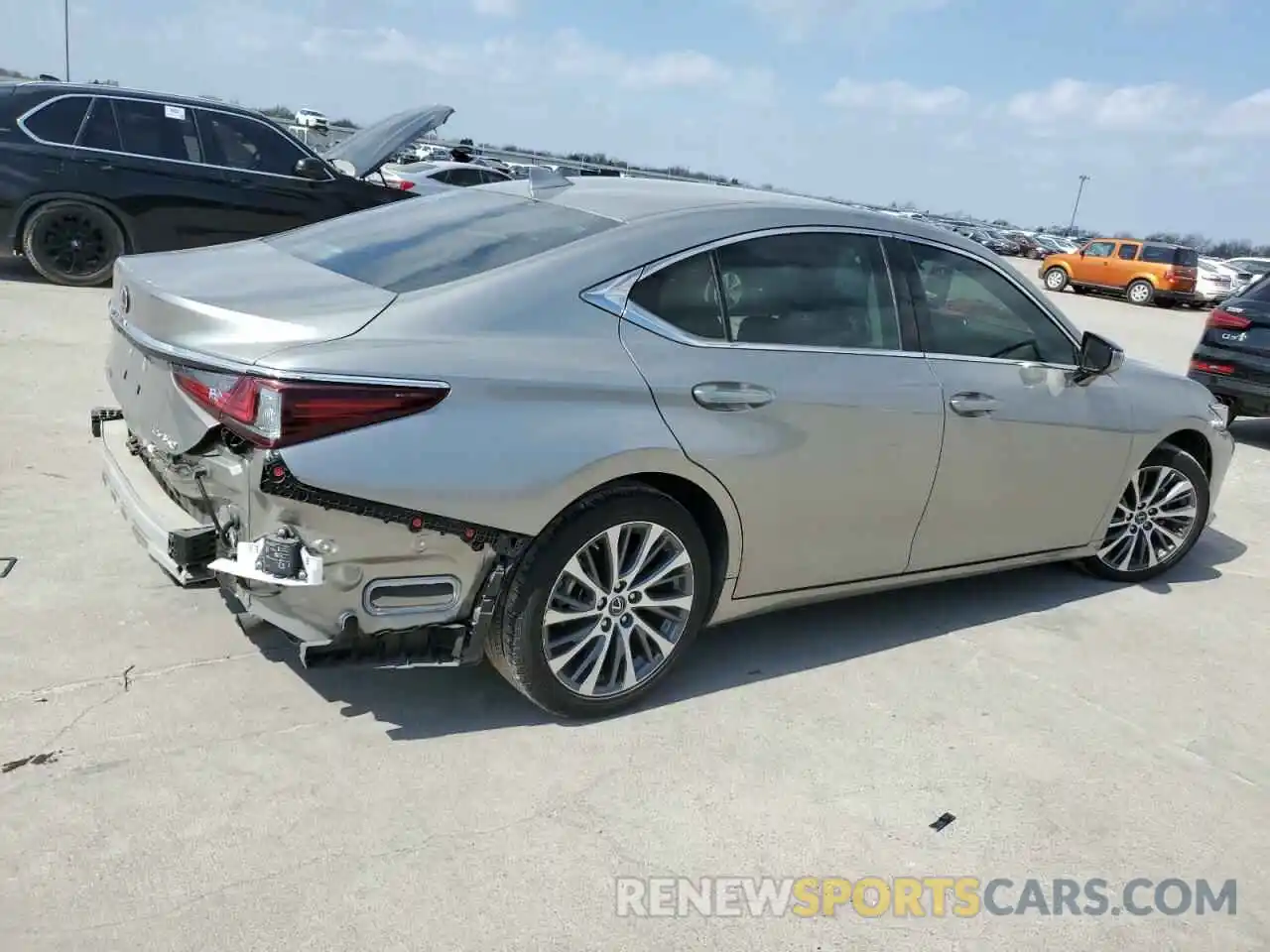 3 Photograph of a damaged car 58ABZ1B13KU040227 LEXUS ES350 2019