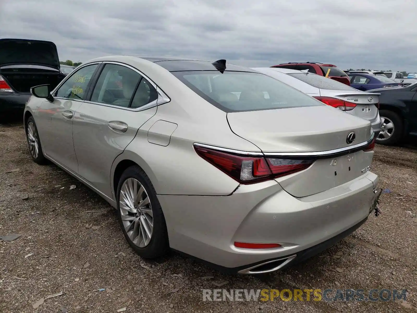 3 Photograph of a damaged car 58ABZ1B13KU048196 LEXUS ES350 2019