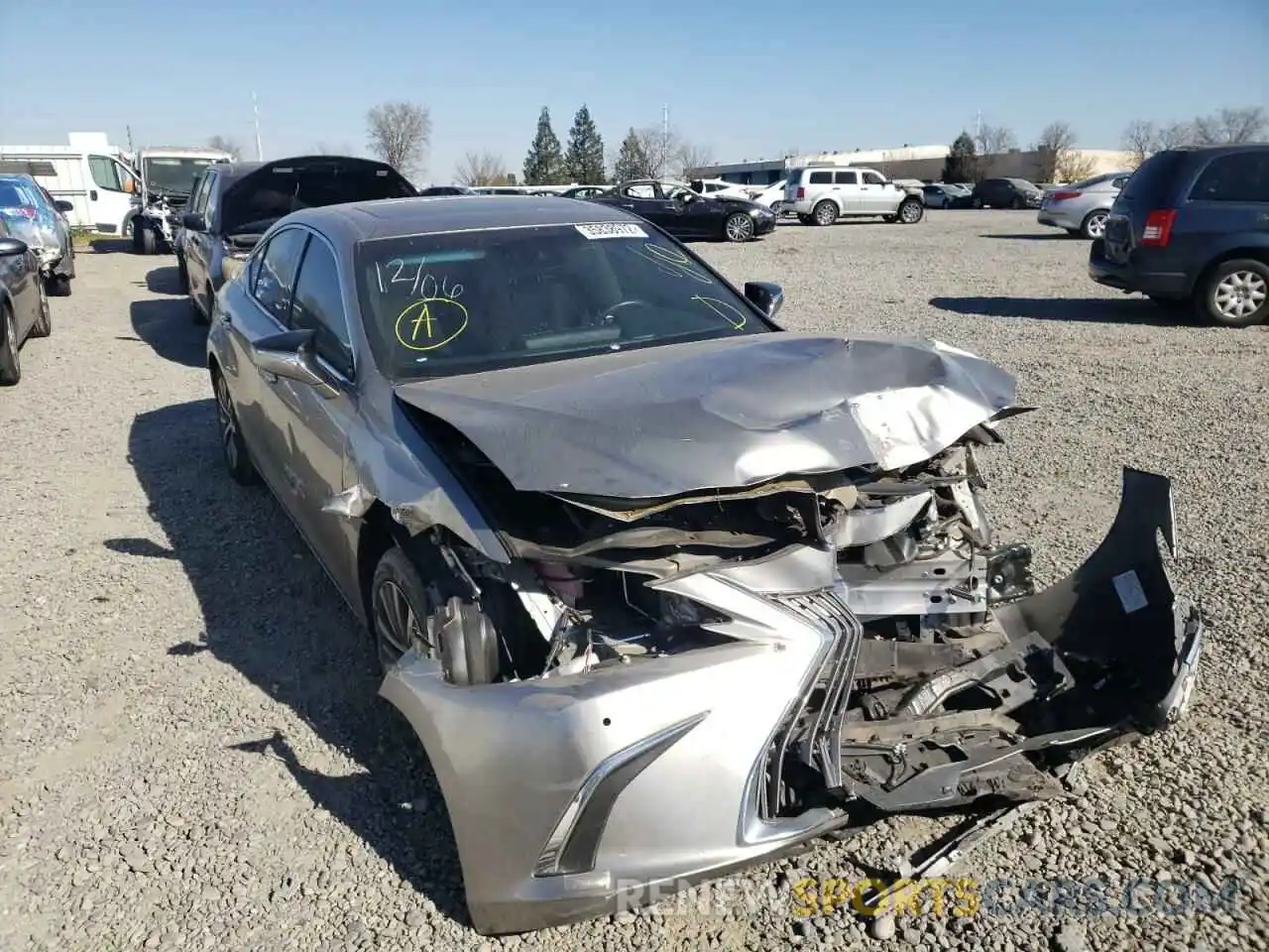 1 Photograph of a damaged car 58ABZ1B13KU049011 LEXUS ES350 2019