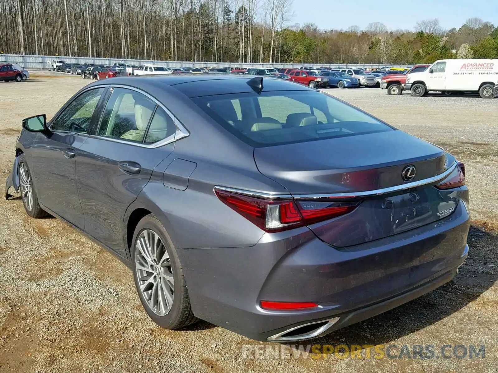 3 Photograph of a damaged car 58ABZ1B14KU005387 LEXUS ES350 2019