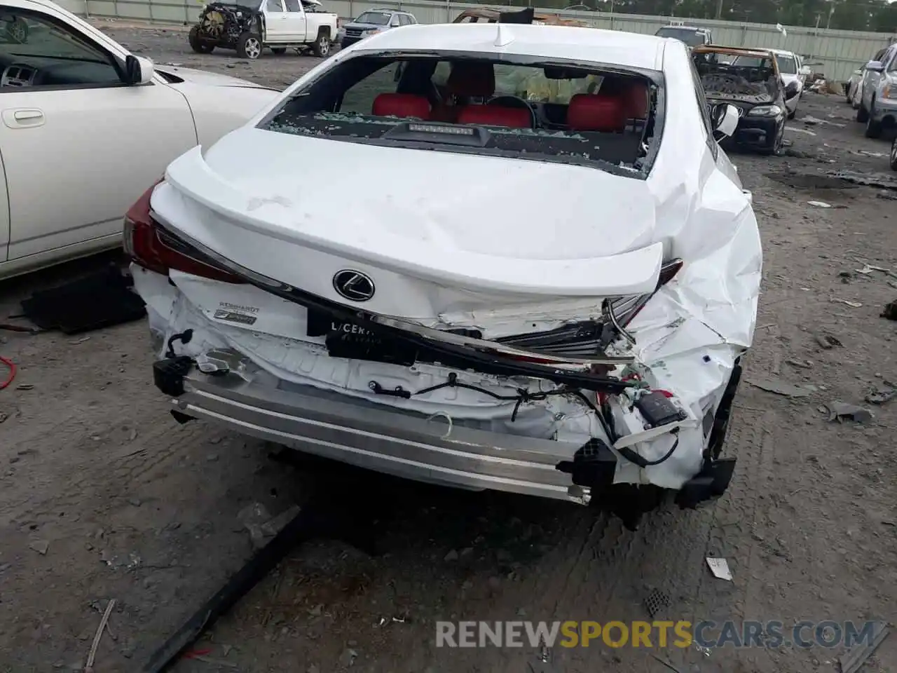 9 Photograph of a damaged car 58ABZ1B14KU006779 LEXUS ES350 2019