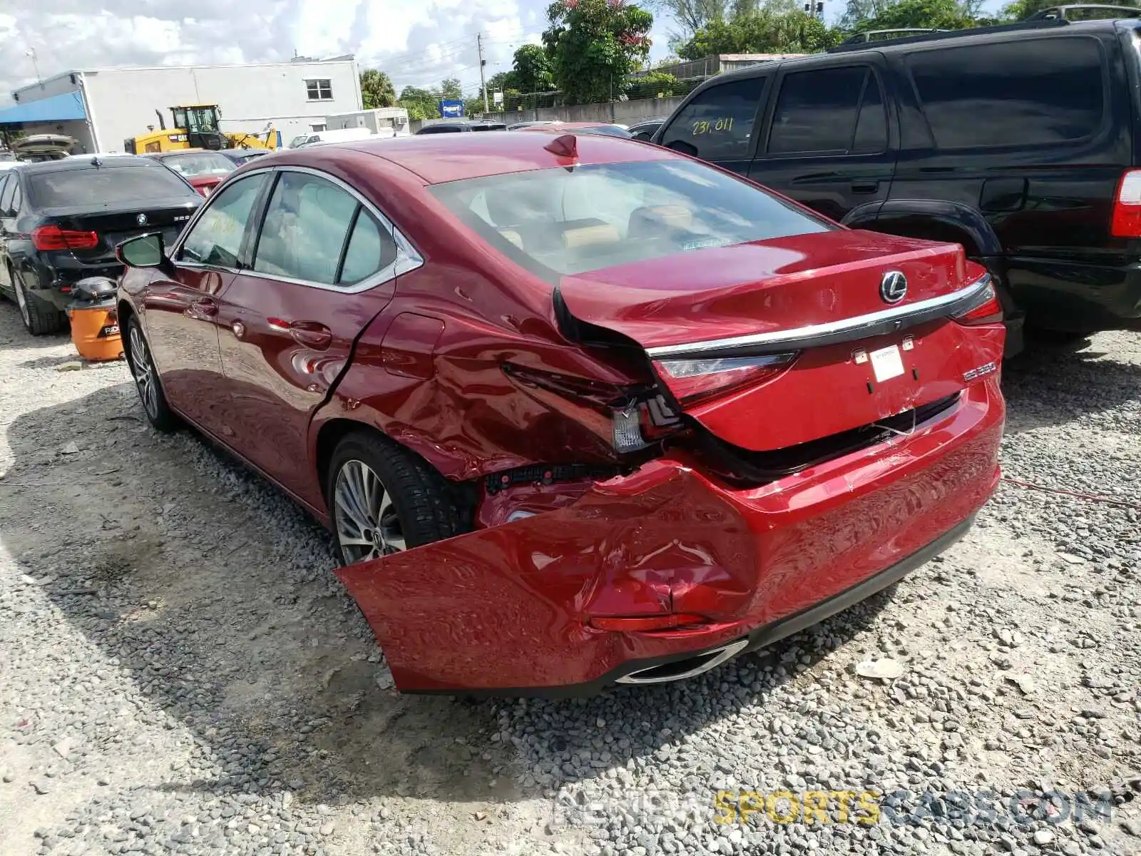 3 Photograph of a damaged car 58ABZ1B14KU009326 LEXUS ES350 2019