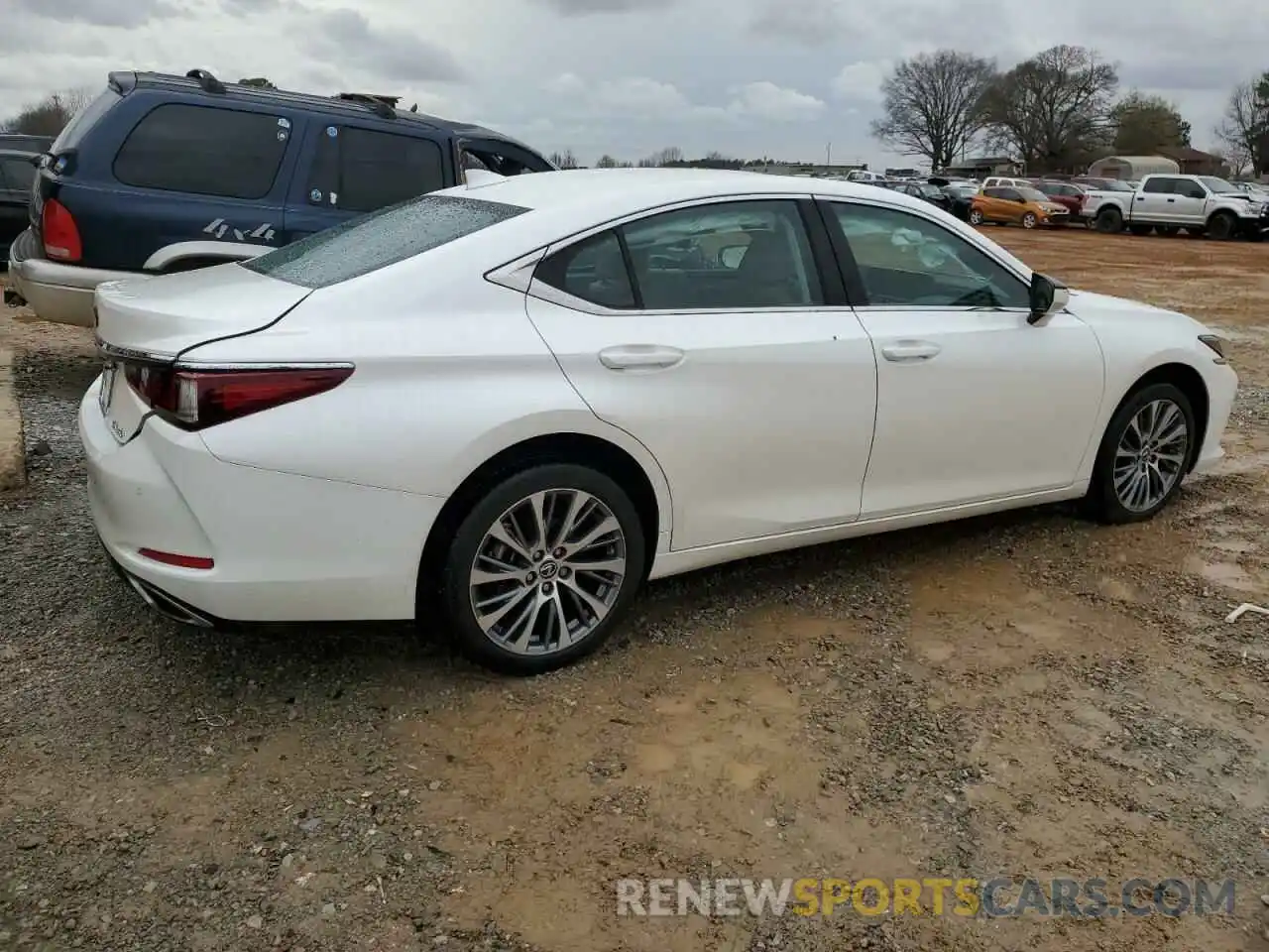 3 Photograph of a damaged car 58ABZ1B14KU009407 LEXUS ES350 2019