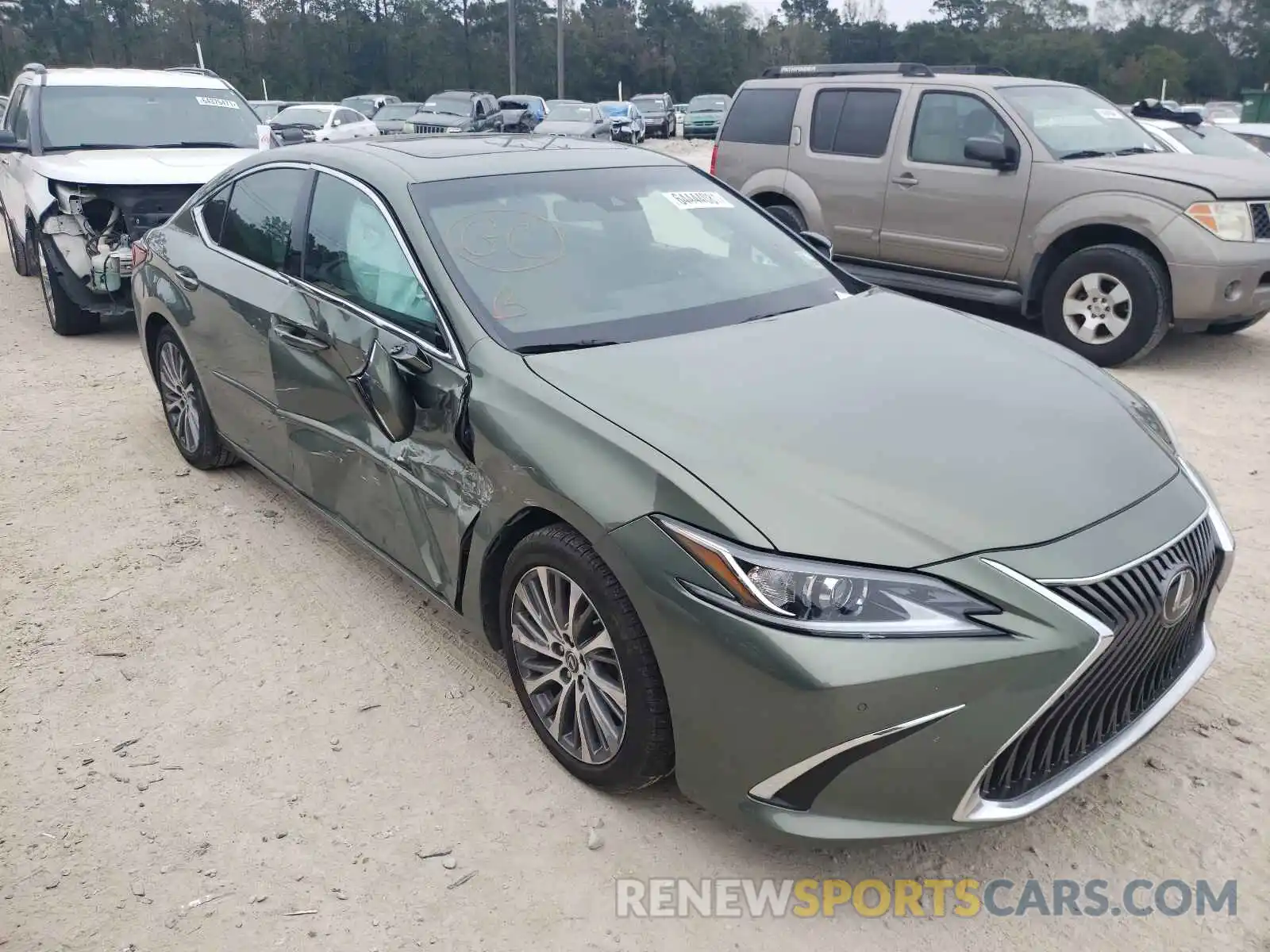 1 Photograph of a damaged car 58ABZ1B14KU012128 LEXUS ES350 2019