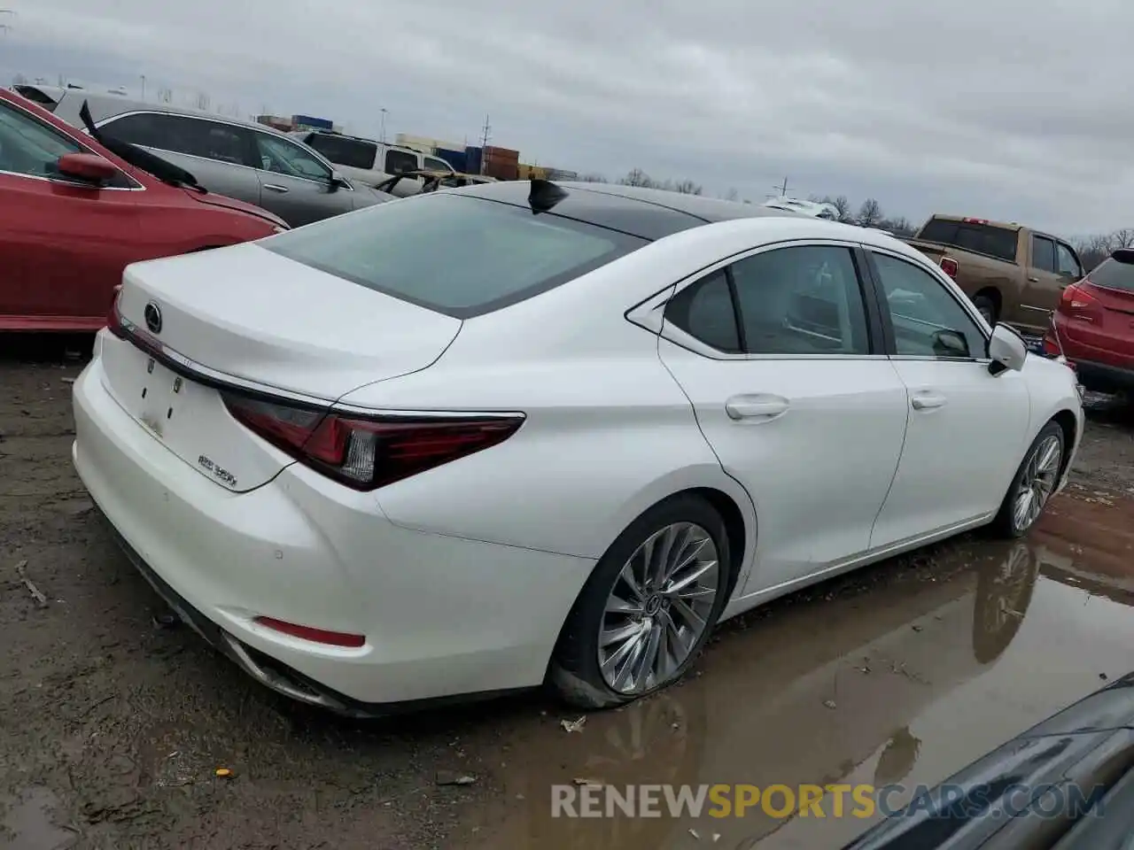 3 Photograph of a damaged car 58ABZ1B14KU018463 LEXUS ES350 2019