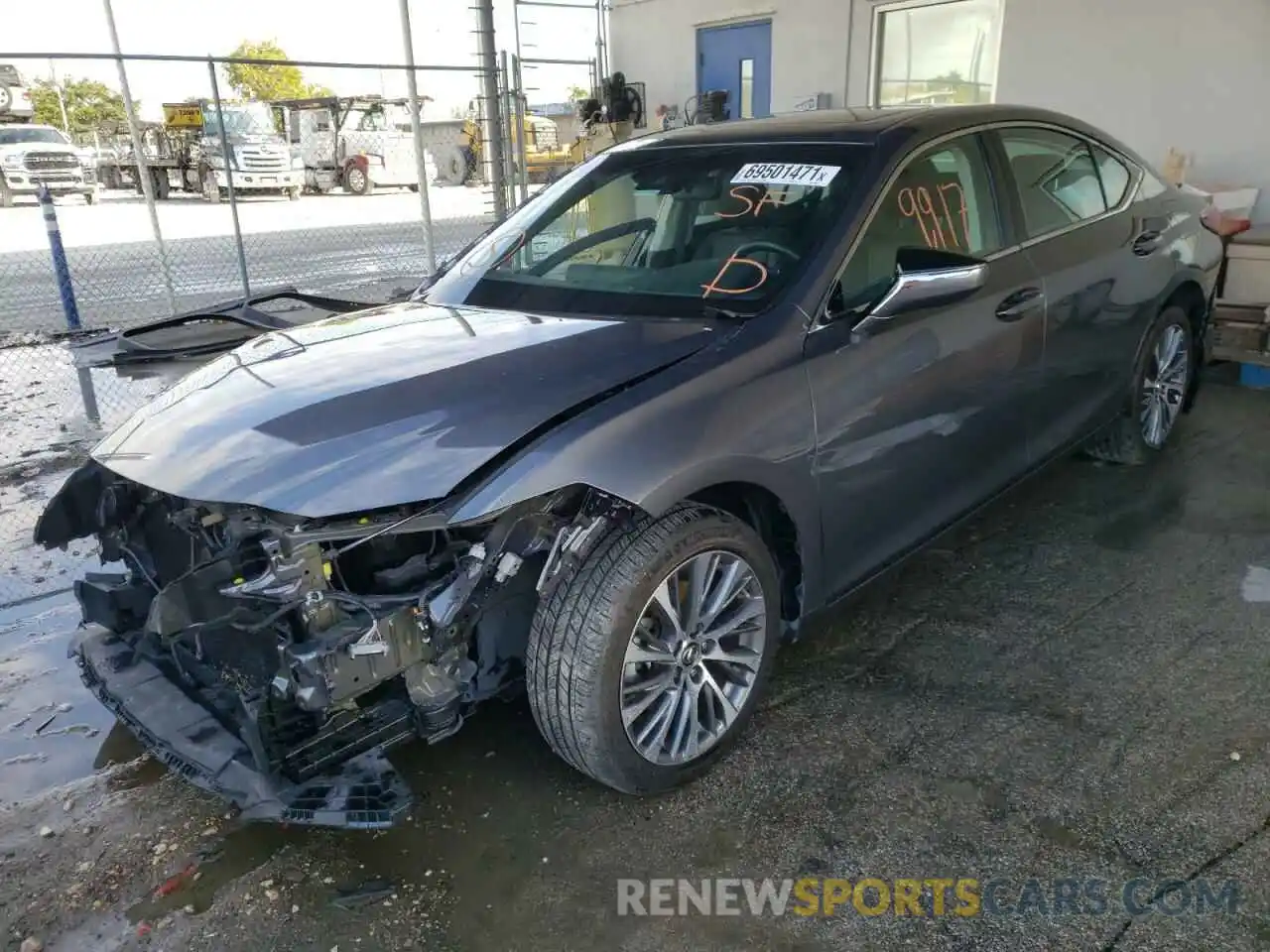 2 Photograph of a damaged car 58ABZ1B14KU024280 LEXUS ES350 2019