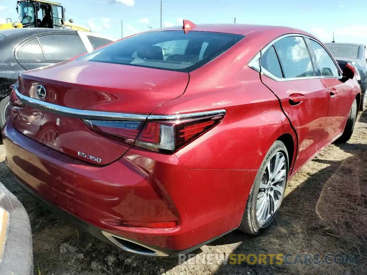 4 Photograph of a damaged car 58ABZ1B14KU028474 LEXUS ES350 2019