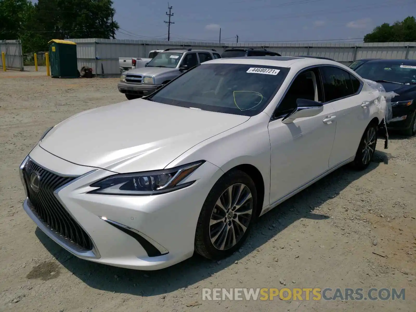 2 Photograph of a damaged car 58ABZ1B14KU029639 LEXUS ES350 2019