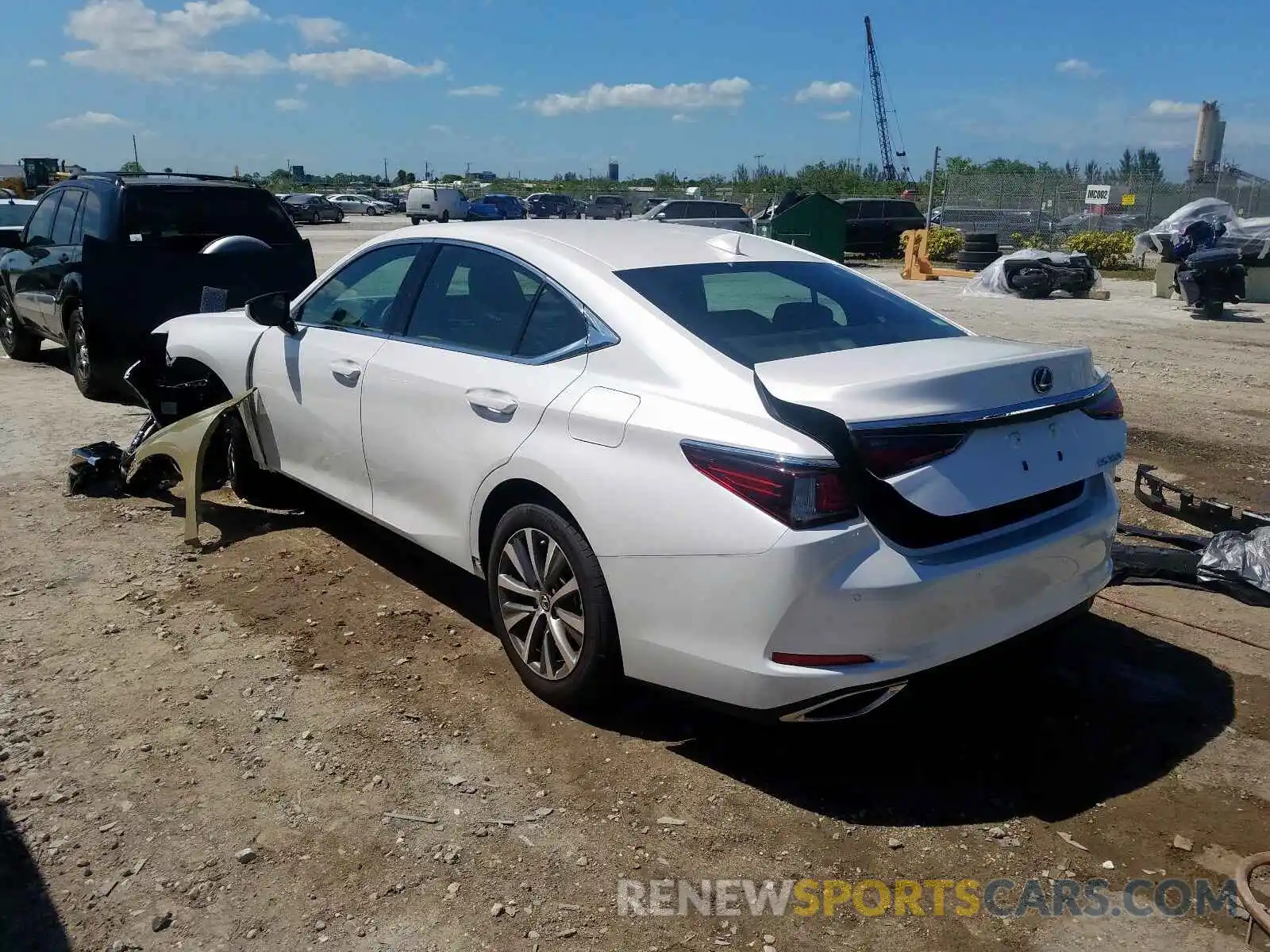 3 Photograph of a damaged car 58ABZ1B14KU030161 LEXUS ES350 2019