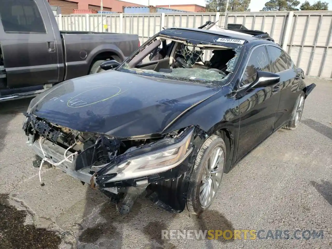 2 Photograph of a damaged car 58ABZ1B14KU030855 LEXUS ES350 2019