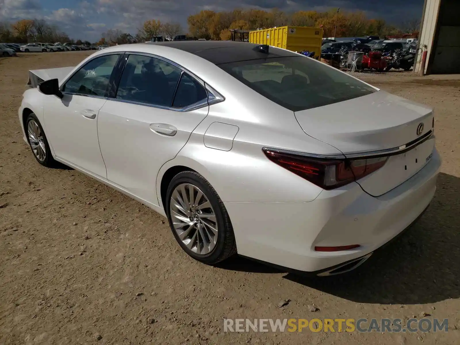 3 Photograph of a damaged car 58ABZ1B14KU036736 LEXUS ES350 2019